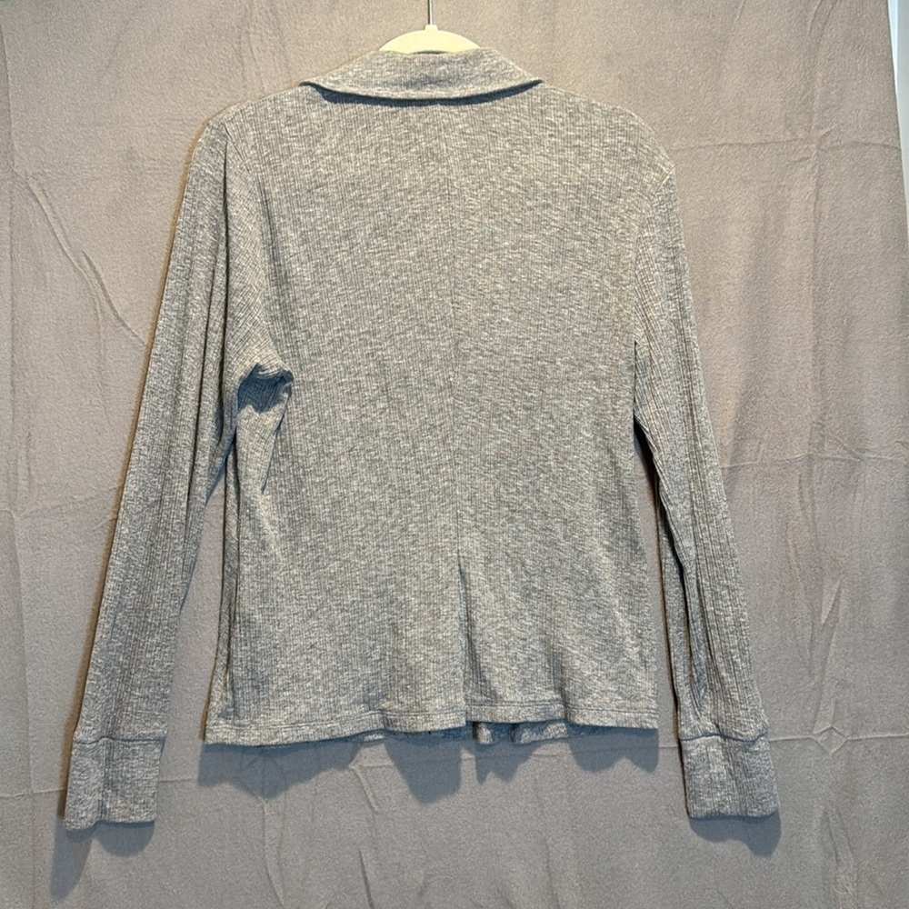 Banana Republic Heather Gray Knit Button Down Shirt NWOT - Picture 6 of 6